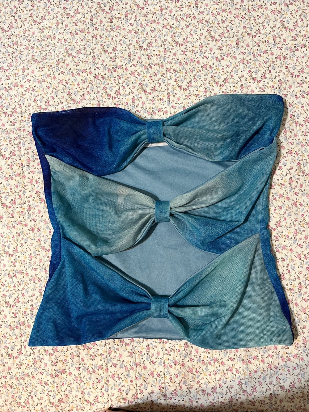Peppermayo Strapless Blue Ombre Bow-Detail Women’s Top. 4